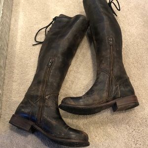 BED STU LEATHER MANCHESTER 11 IN LUX COBBLER SERIES